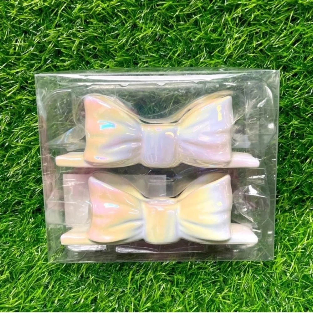 New Target Bullseye Playground 2pk Ceramic Bow Candle Taper Holders